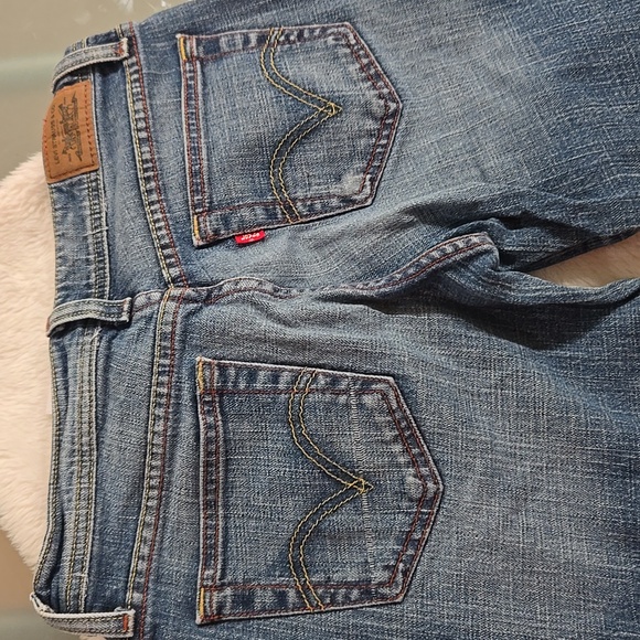 Levi's Women's Jean's - Picture 3 of 14